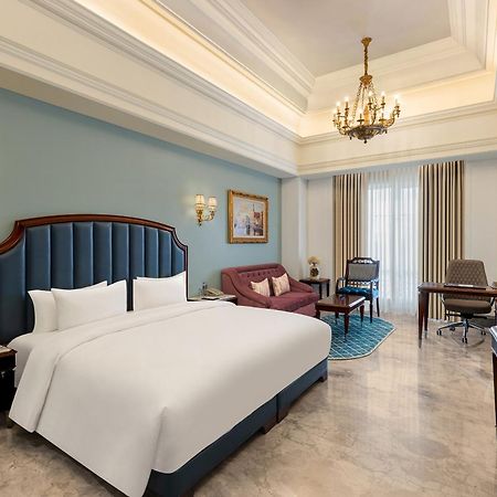 Hotel Hillock อาเมดาบัด ภายนอก รูปภาพ