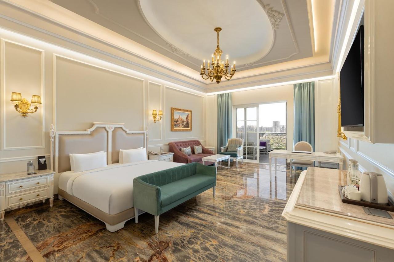 Hotel Hillock อาเมดาบัด ภายนอก รูปภาพ